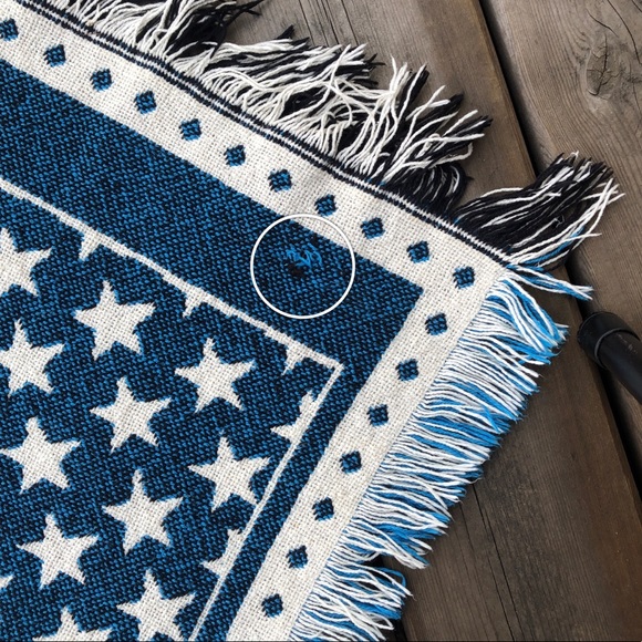 Mickey Mouse Reversible Blanket Woven Fringe Throw Disney Stars Stripes - Picture 8 of 10